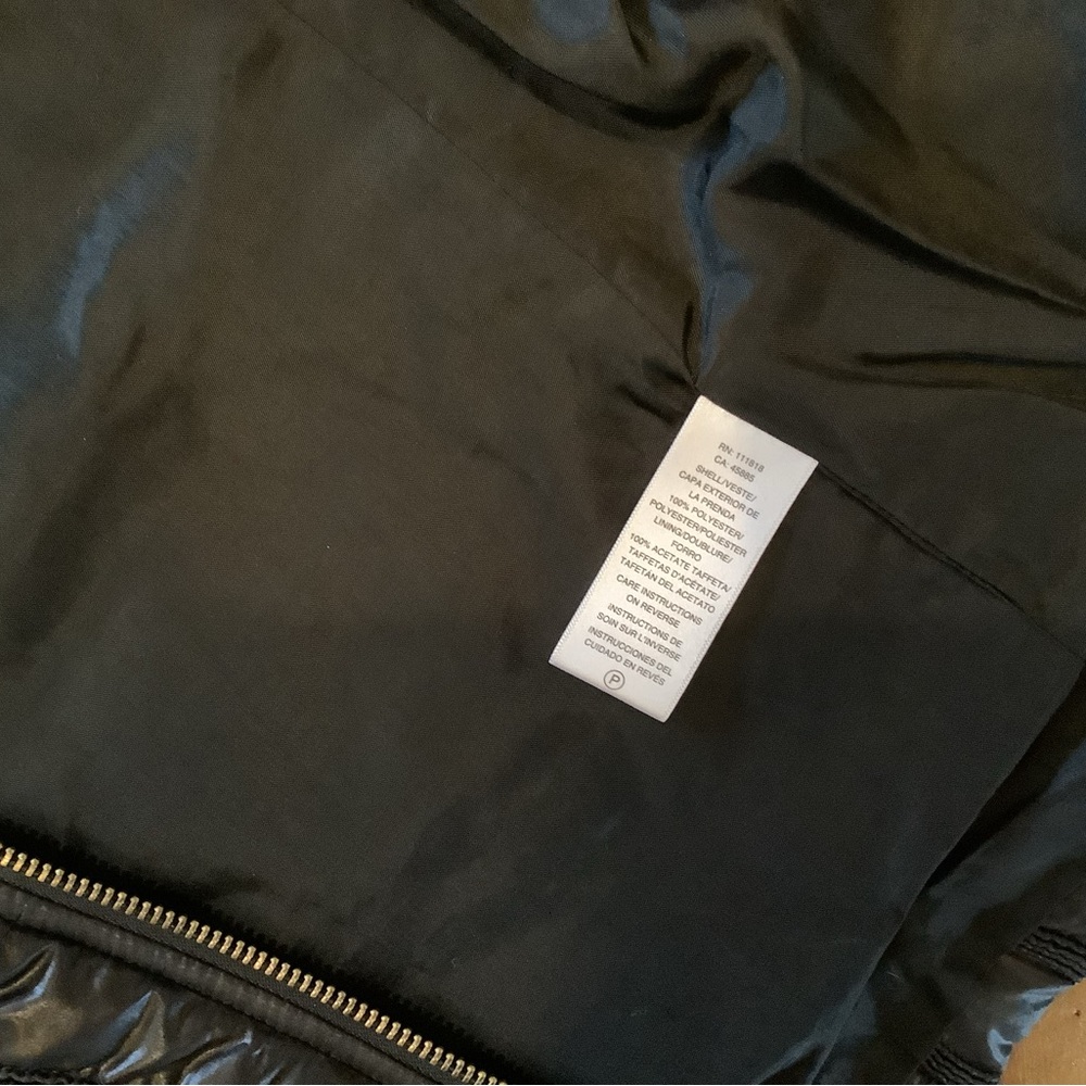 Michael Michael Kors Black Basic Puffer Vest With… - image 6